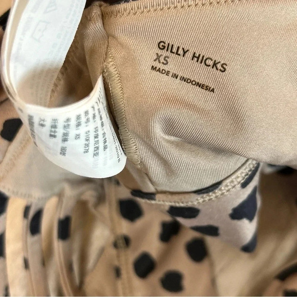 Women’s Hollister Gilly Hicks Buttery Soft Cheetah Print Sports Bra Top Size XS - Picture 4 of 5